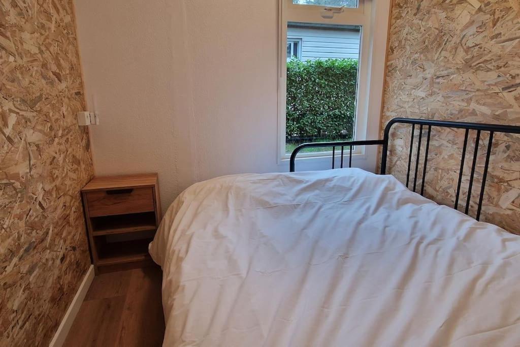 3 Bedroom Chalet On Camping Gt Balen Eksteriør billede