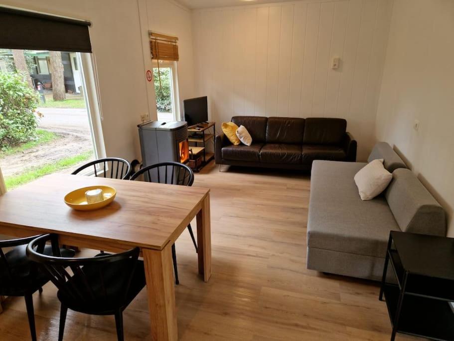 3 Bedroom Chalet On Camping Gt Balen Eksteriør billede